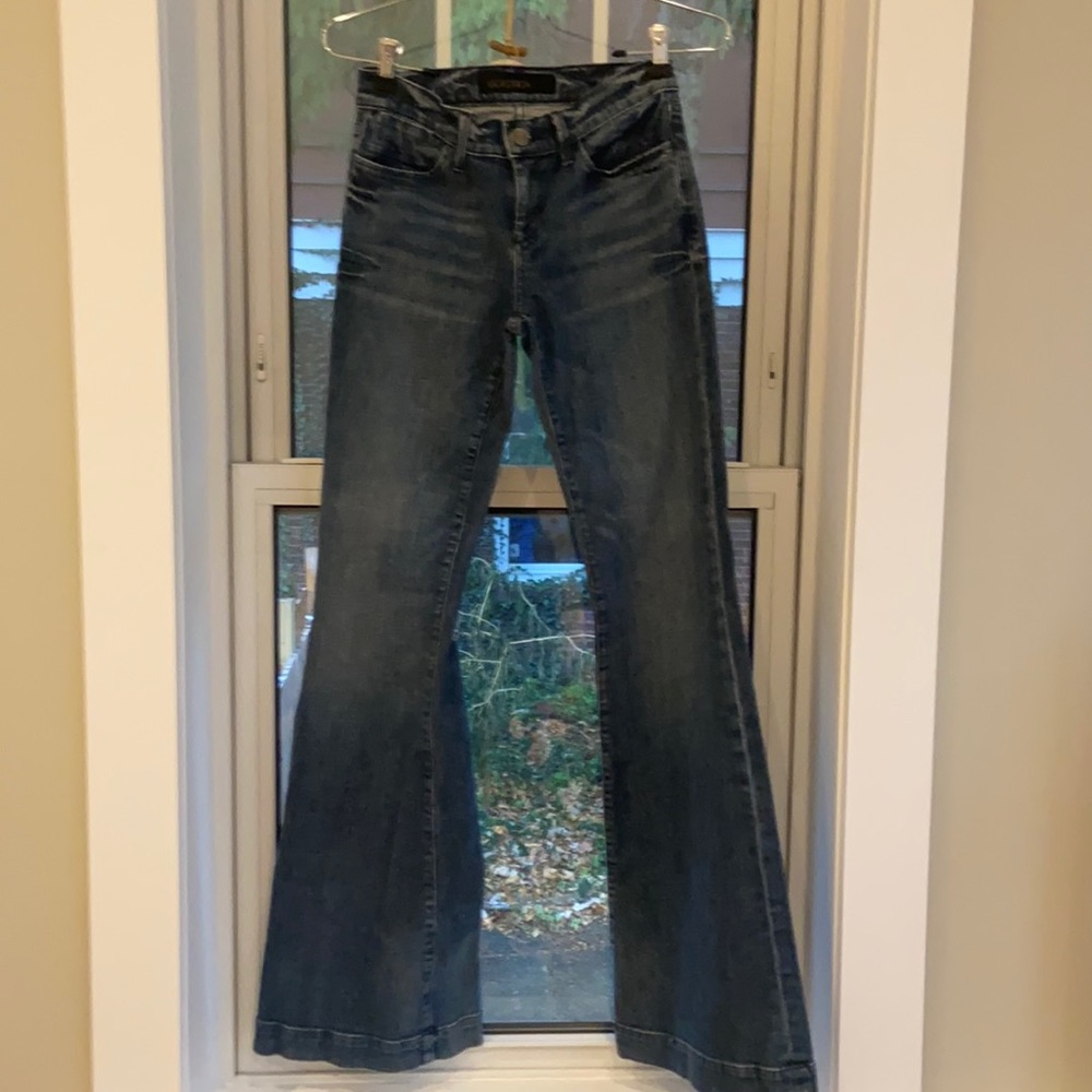GoldSign sz26 denim jeans. Flare leg. Super soft and fun
